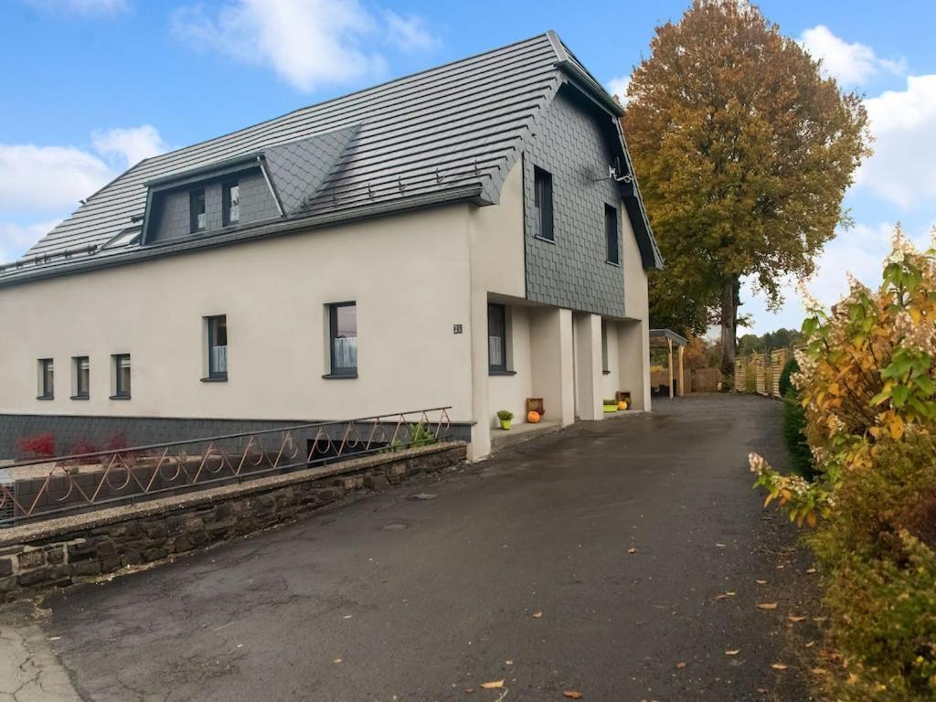 Atmospheric Holiday Home In B Llingen With Infrared Sauna Büllingen Exterior foto